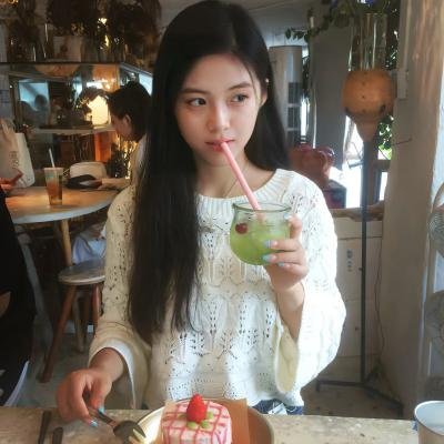 小河亲过我的脸